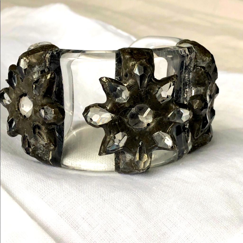 Unique Statement Bracelet!